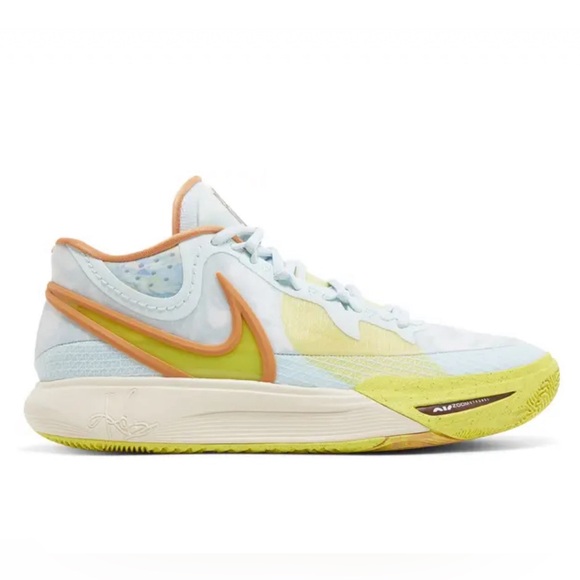 Nike Kyrie 8 - Picture 1 of 6